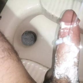 My big cock pissing handjob cumshot creamie bathroom nanga munda Pakistani