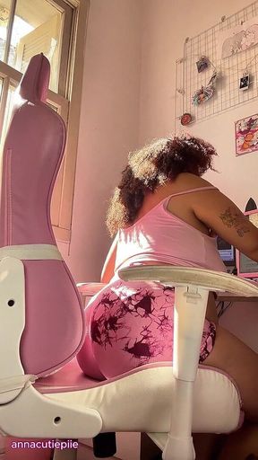 Chubby BBW Farts While Working at Computer