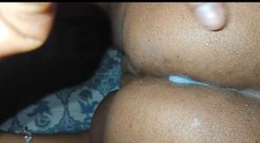 Desi indian bhabhi ki gaand main apna Pani nikala