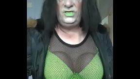 you might aswell call me your pee dumster because i want it with the 10 voting down wankers