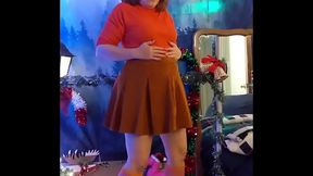 Hotwife Steffi Velma sans pussy dance (dirty bit)