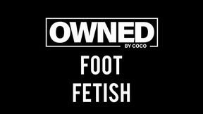 Letting my caged slut worship my feet