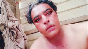 Solo Pakistani Imran shower bathroom