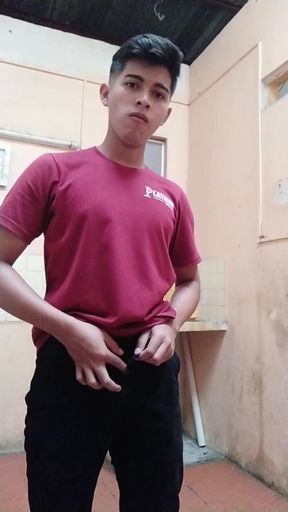 Hot teen boy masturbates