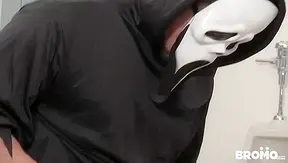 Tobias Brad Go Wild Fucking Outdoors – Screaming Orgasms – ScreamXX Parody 18+