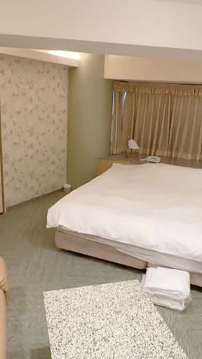 Uncensored Flow. Innocent Looking Curvy Massage Beauty Gradually Loses Control in a Heated Private Session