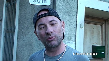 un arabe hetero baise une salope