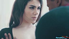 Hot Brunette Valentina Nappi Sucks Of Her Black Therapist Isiah Maxwell's BBC