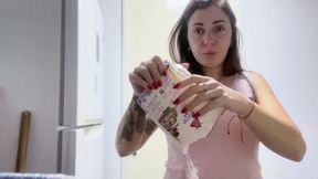 ¡Yawning while I cook pizza!