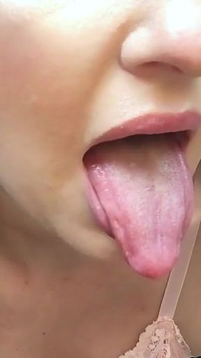 Tongue and Yawn Teaser