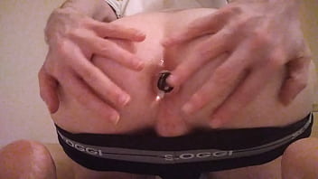 Gaping Hole with buttplug