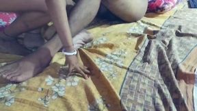 Dever Bhabi Ghapagap, Achanak Devar Apni Lund Bhabi Ki Chut Me Dal Di