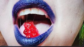 Gummy Bear meets a GIANT and gets in her mouth