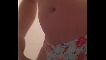 Wie word geil van mij in mijn nieuwe string? Massterpole solo