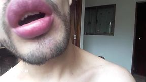asi te lo quiero mamar con estos labios
