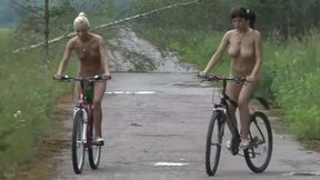 Nudist bike ride