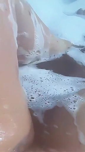 Erotica, German Chubby MILF in the Bathtub