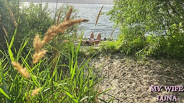 Beautiful Italian slut gets her ass fucked by a big cock on a public beach