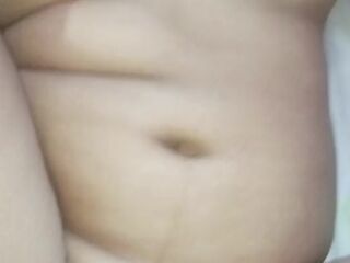 Mi'migo me folla después de la uni