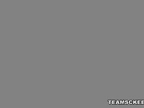 Veiki and Peachy in Call Of Booty