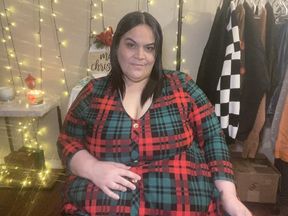 FAT AND GASSY AT THE HOLIDAY PARTY