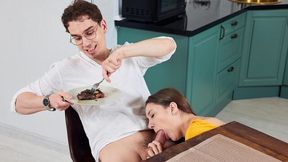 Astonishing teen girlfriend Anastaysha Bee knows how to suck a dick