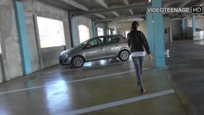 Cute 18 Years Luna First Porno Casting