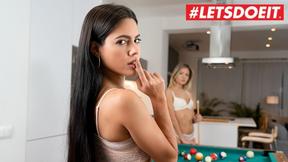 ”Seductive Lesbian BESTFRIEND Seduction”