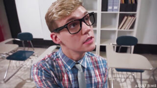 Szopás, csupasz hátú, arcra élés, gruppen, flexibilis – egyetemista tini Amone Bane, Jack Bailey, Michael Seraph, Tony Genius és Trent Marx, nagy faszú anális szexet játszanak