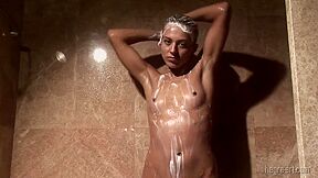 Dominika C Shower Show