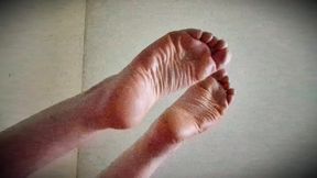 A Feet Vid I Sent to My 1st Boyfriend