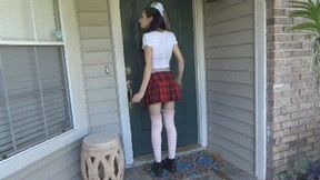 PERVERTED COUGAR MAULS 19 YEAR OLD_MP4HD