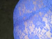 Me encanta cuando se toca y me enseña sus ricos pezones mi sexy secretaria.