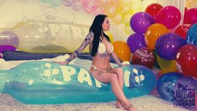 JJs and Medusas Happy New Year Unique 16 Masspop 4K UHD Verison