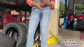 MILF Greta's very wet oil change - MP4