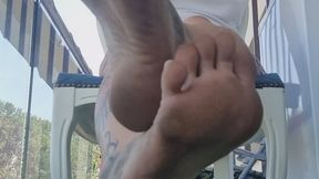 DIRTY FEET WORSHIP CLOSE-UP – ADORE MY FILTHY SOLES & TOES
