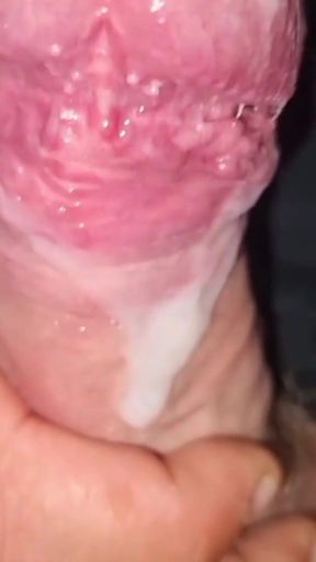 AMATEUR   MALE ASS OF A SEXY GUY - CUMSHOT AND FINGER IN THE ASS WITH DIRTY ITALIAN SPEECH   Clip 3