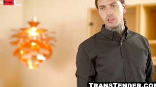 Anal surprise! Hardcore Threesome with Transgender Model