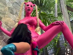PrettyInPinkXOXO - Latex Lara - Pink Latex Vibrator Fun