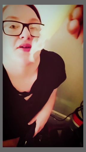 Nasty BBW Eating Mick Stabbers Snot Out of Syringe