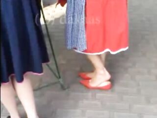 Hawt older shoeplay (not my work)
