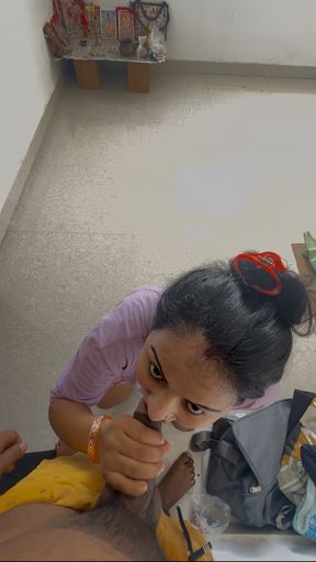 Blowjob cute girl