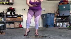 kenna valentina mom wetting her yoga pants