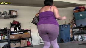 kenna valentina mom wetting her yoga pants
