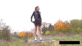 Draining Her Piss Droplets