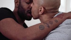 Noir Male - Nice big dick Zario Travezz blowjob cum