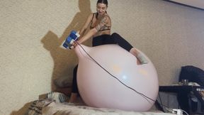 Xia vs. The Giant Balloon