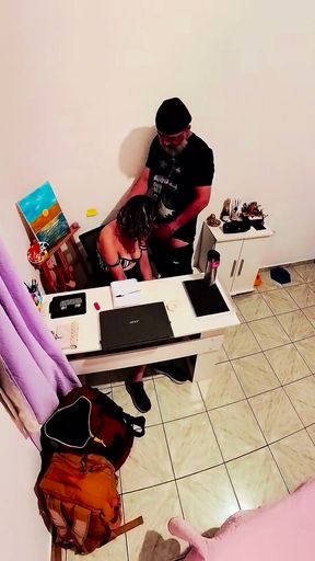 He Taught His Stepdaughter How to Have an Orgasm and Cumshot on Her.