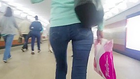 Good russian ass go to the metro