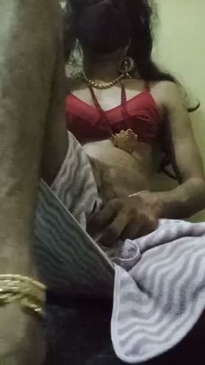 Sexy Indian Shemale After Bath